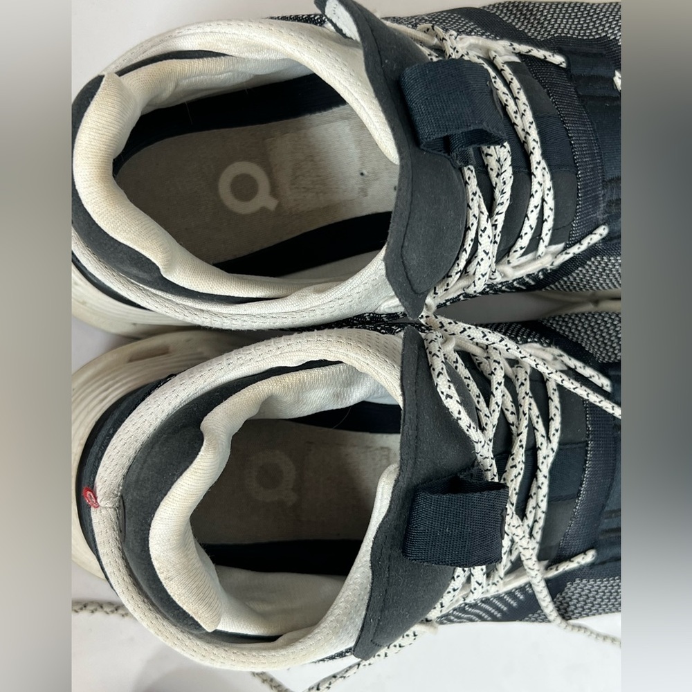On Cloudnova Women’s Size 8 Black White Athletic Running Shoes - Picture 9 of 11